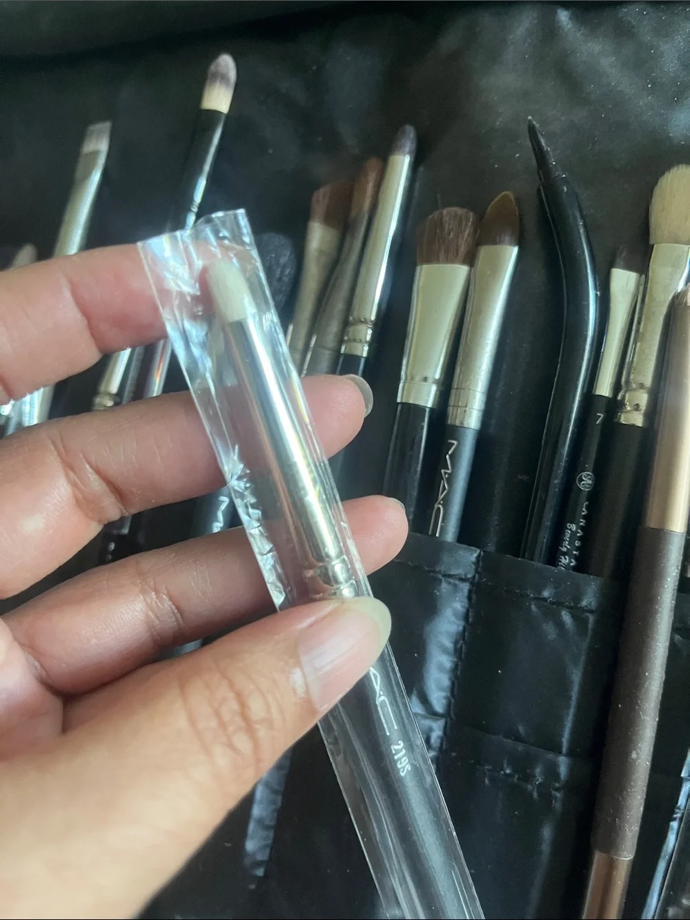 MAC 219S SYNTHETIC PENCIL BRUSH NWT